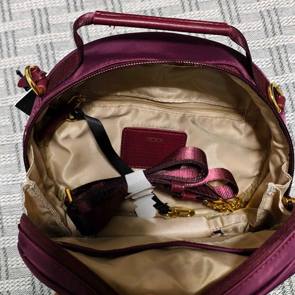 🌺TUMI Voyageur Women’s Crossbody Bag - Picture 6 of 6